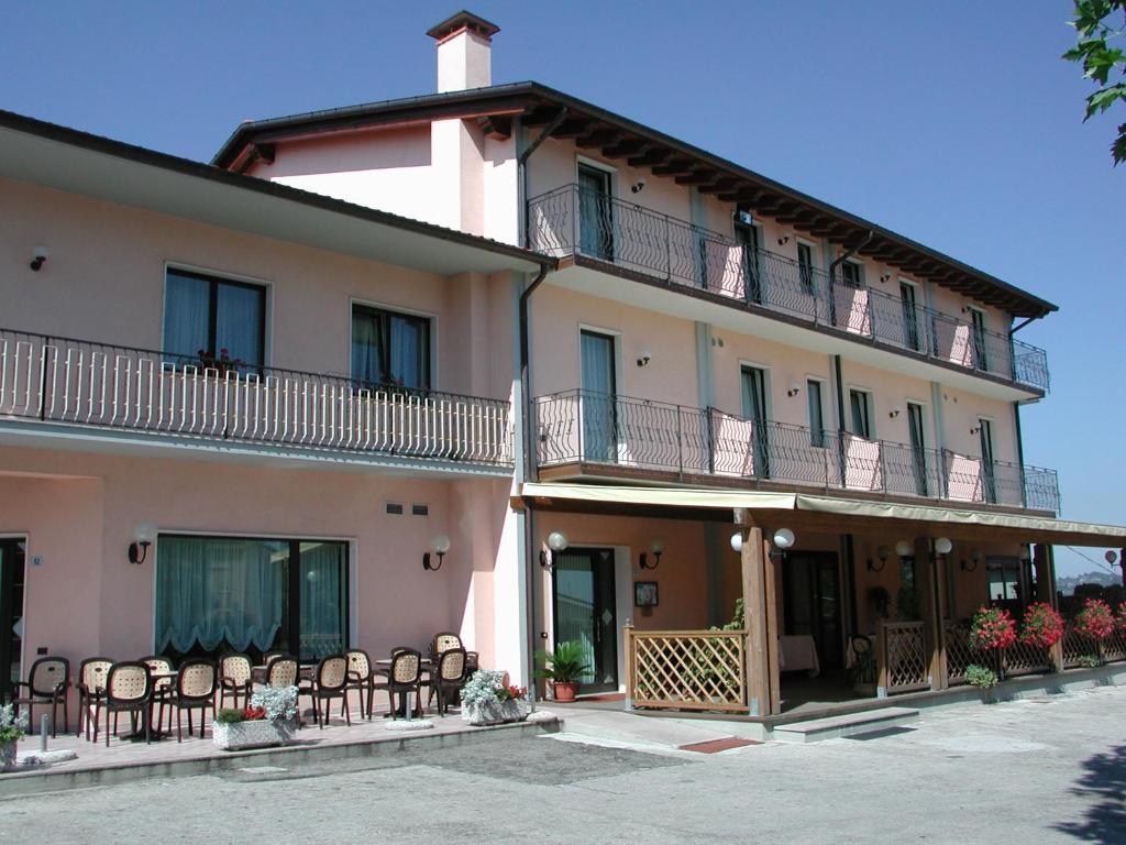 Hotel Ristorante Pedrocchi San Giorgio di Perlena Exterior foto